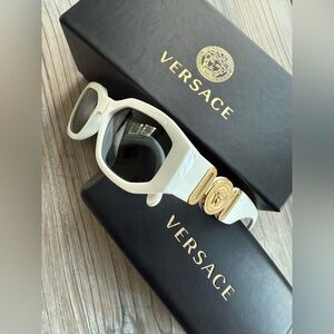 VERSACE MEDUSA BIGGIE SUNGLASSES